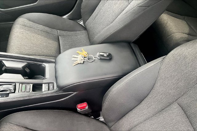 Used 2025 Honda Accord SE image 35