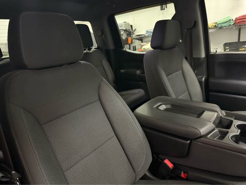 Used 2022 Chevrolet Silverado 1500 LT w/ Z71 Off-Road Package image 29