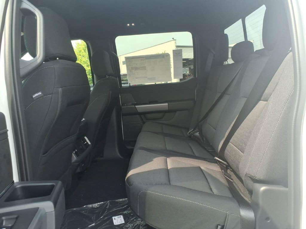 New 2026 Ford F150 XLT w/ Equipment Group 302A MID AWD/4WD image 8