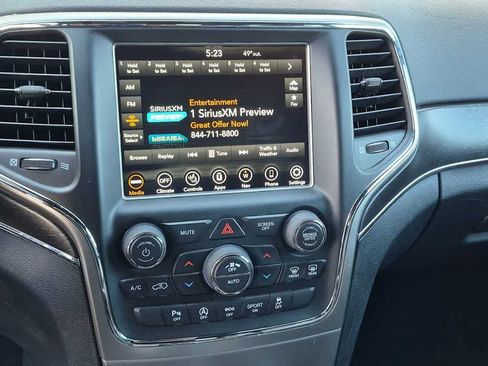 Used 2018 Jeep Grand Cherokee Limited AWD/4WD image 35