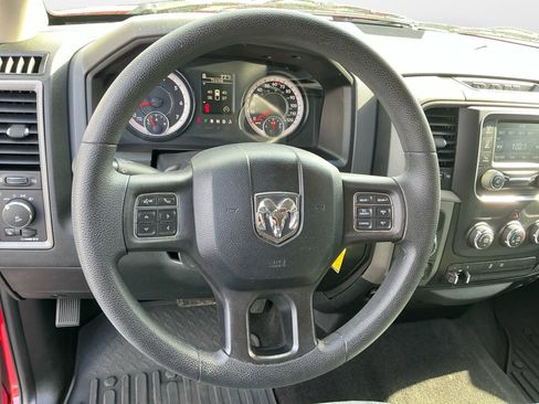 Used 2017 RAM 1500 Express AWD/4WD image 13