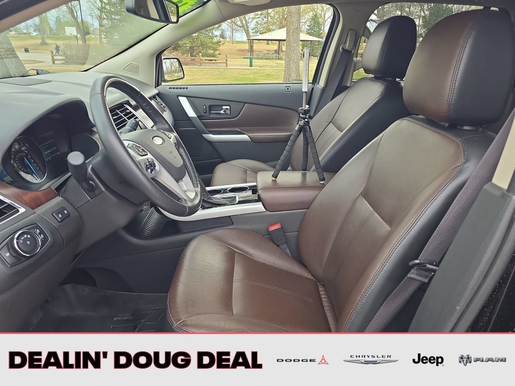 Used 2013 Ford Edge Limited AWD/4WD image 10