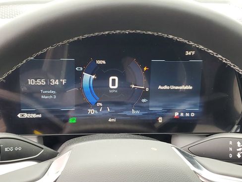 New 2026 Chevrolet Equinox EV LT image 21