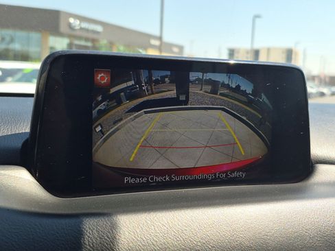 Used 2018 MAZDA CX-5 Touring w/ Preferred Equipment Package FWD image 24