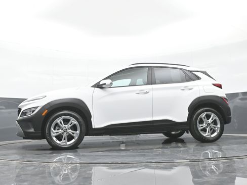 Used 2022 Hyundai Kona SEL FWD image 45