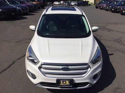 Used 2018 Ford Escape Titanium AWD/4WD image 5