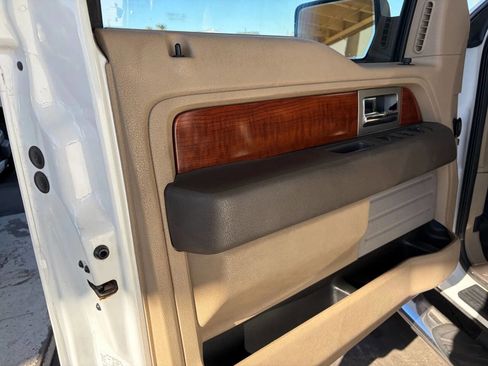Used 2010 Ford F150 Lariat image 14