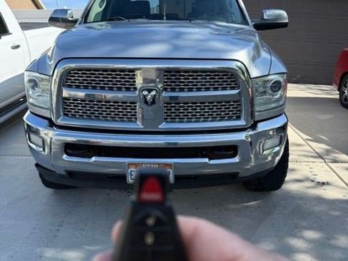 Used 2014 RAM 2500 Laramie AWD/4WD image 8
