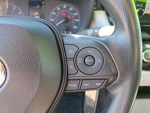 Certified 2024 Toyota Corolla LE image 18