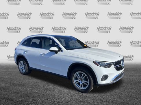 Certified 2025 Mercedes-Benz GLC 300 300 image 2