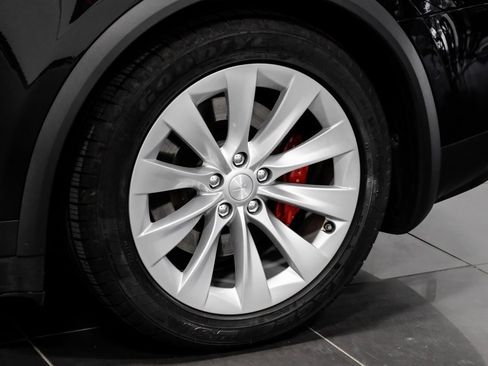 Used 2018 Tesla Model X P100D image 48