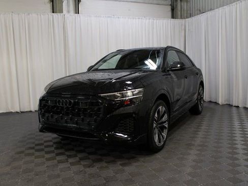 New 2025 Audi Q8 Premium image 29
