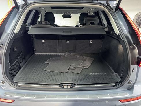 Used 2023 Volvo XC60 B5 Ultimate w/ Climate Package AWD/4WD image 17