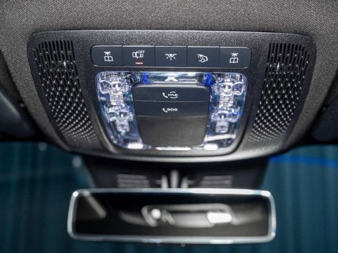 New 2025 Mercedes-Benz GLB 250 image 27