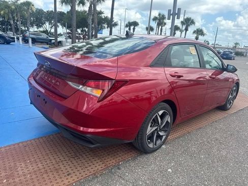 Used 2023 Hyundai Elantra SEL w/ Convenience Package FWD image 24