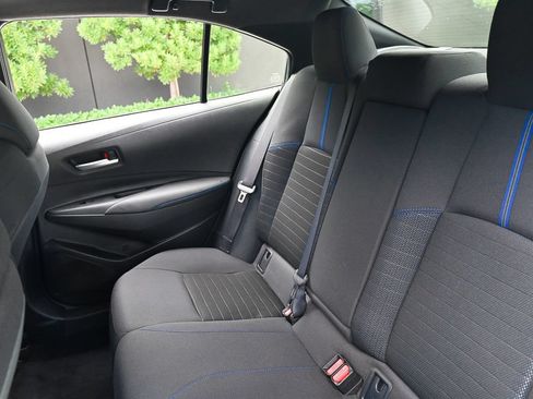 Used 2022 Toyota Corolla SE FWD image 7