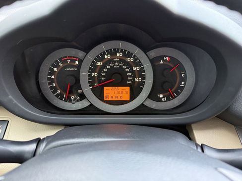 Used 2010 Toyota RAV4 Limited AWD/4WD image 16
