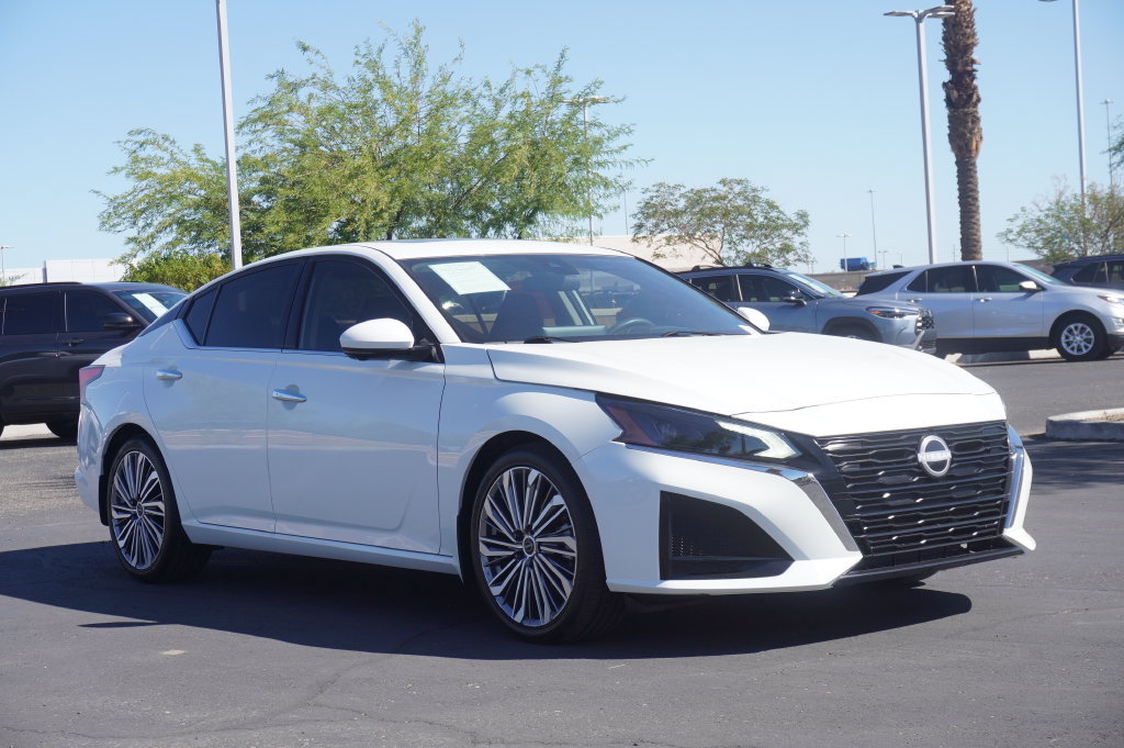 Certified 2025 Nissan Altima 2.5 SL FWD image 4