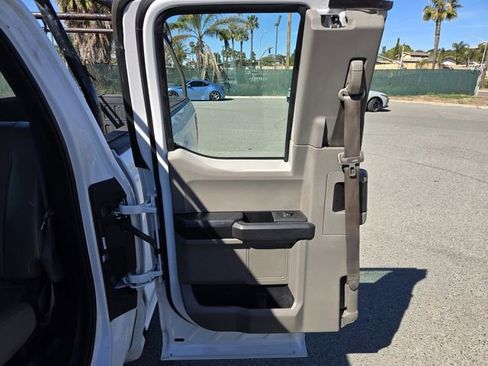 Used 2018 Ford F150 XL w/ Equipment Group 101A Mid image 11