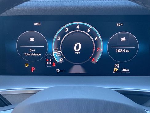 New 2026 Volkswagen Tiguan SE R-Line image 27