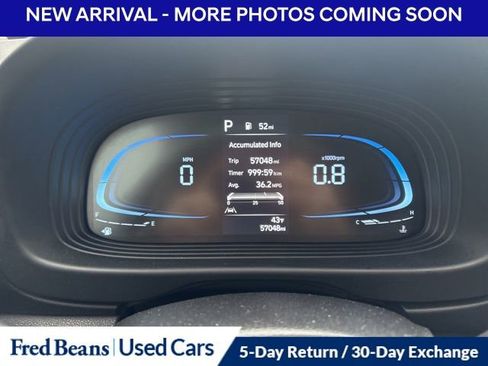 Used 2023 Hyundai Venue Limited image 13