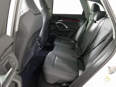 New 2025 Audi Q5 Premium Plus image 29