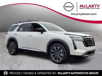 New 2026 Nissan Pathfinder Platinum video 1