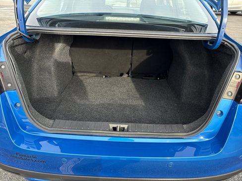 Used 2023 Nissan Versa SV image 28