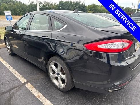 Used 2016 Ford Fusion SE AWD/4WD image 11