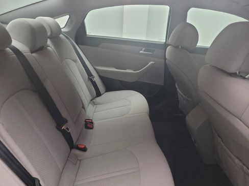 Used 2016 Hyundai Sonata SE FWD image 19