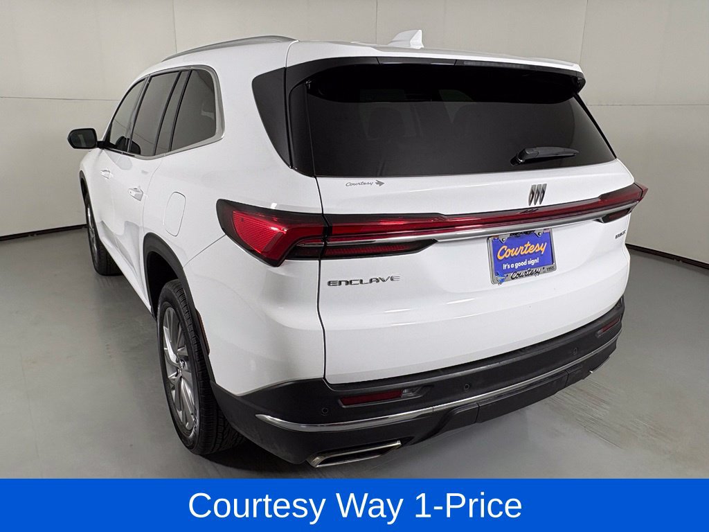Used 2026 Buick Enclave Preferred FWD image 8