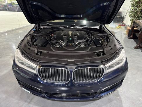 Used 2016 BMW 750i xDrive AWD/4WD image 15