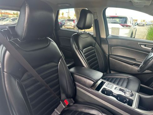 Used 2024 Ford Edge SEL image 36