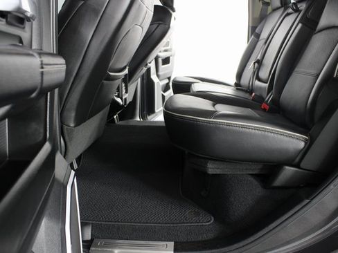 Used 2020 RAM 2500 Laramie image 17