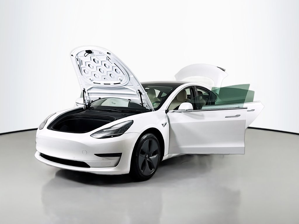 Used 2019 Tesla Model 3 Standard Range RWD image 25