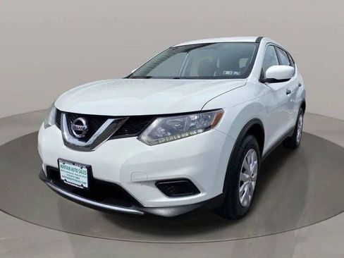 Used 2016 Nissan Rogue S AWD/4WD image 2