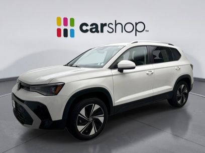 Used 2025 Volkswagen Taos SE