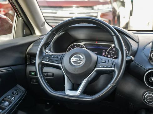 Used 2021 Nissan Sentra SV image 12