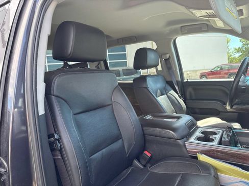 Used 2016 GMC Sierra 2500 SLT w/ Duramax Plus Package AWD/4WD image 18