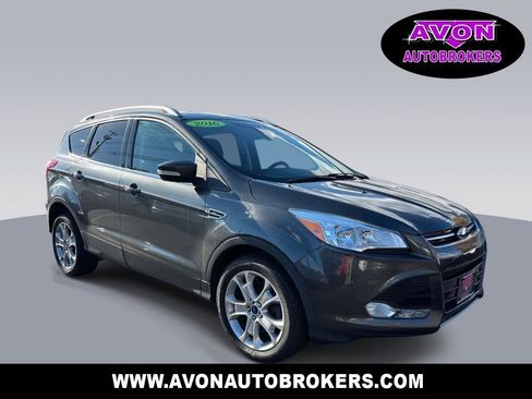 Used 2016 Ford Escape Titanium image 1