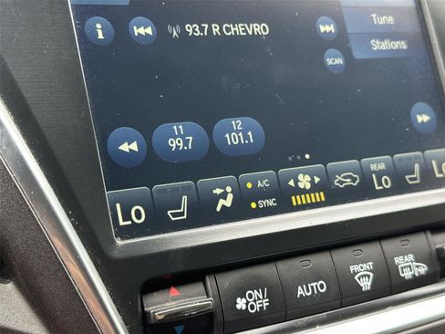 Used 2018 Acura MDX SH-AWD image 18