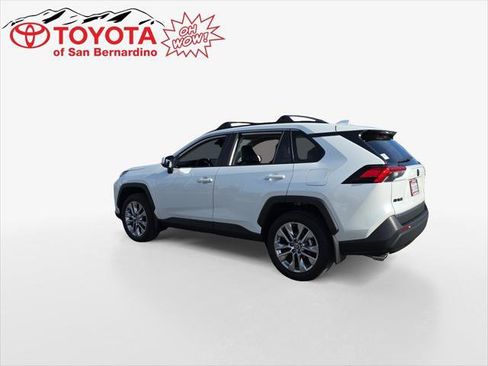Certified 2023 Toyota RAV4 XLE Premium AWD/4WD image 35