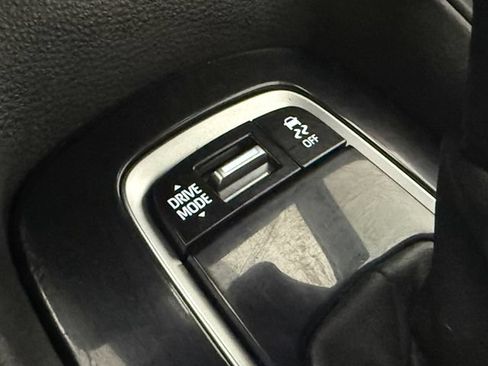Used 2023 Toyota Corolla SE FWD image 19