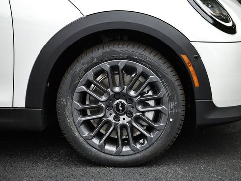 New 2026 MINI Cooper 4-Door Hardtop FWD image 5