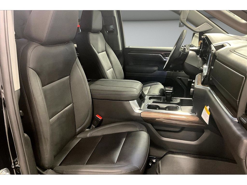 New 2026 Chevrolet Silverado 1500 RST w/ RST All Star Premium Package AWD/4WD image 46
