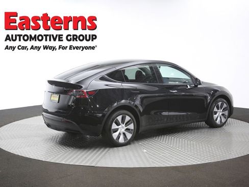 Used 2021 Tesla Model Y Long Range AWD/4WD image 36