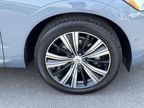 Certified 2023 Volvo XC60 B5 Plus AWD/4WD image 6