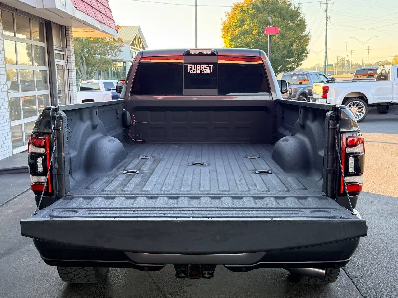 Used 2020 RAM 2500 Laramie w/ Night Edition AWD/4WD image 10