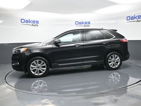 Used 2024 Ford Edge Titanium image 5