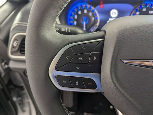 New 2026 Chrysler Pacifica Select image 20